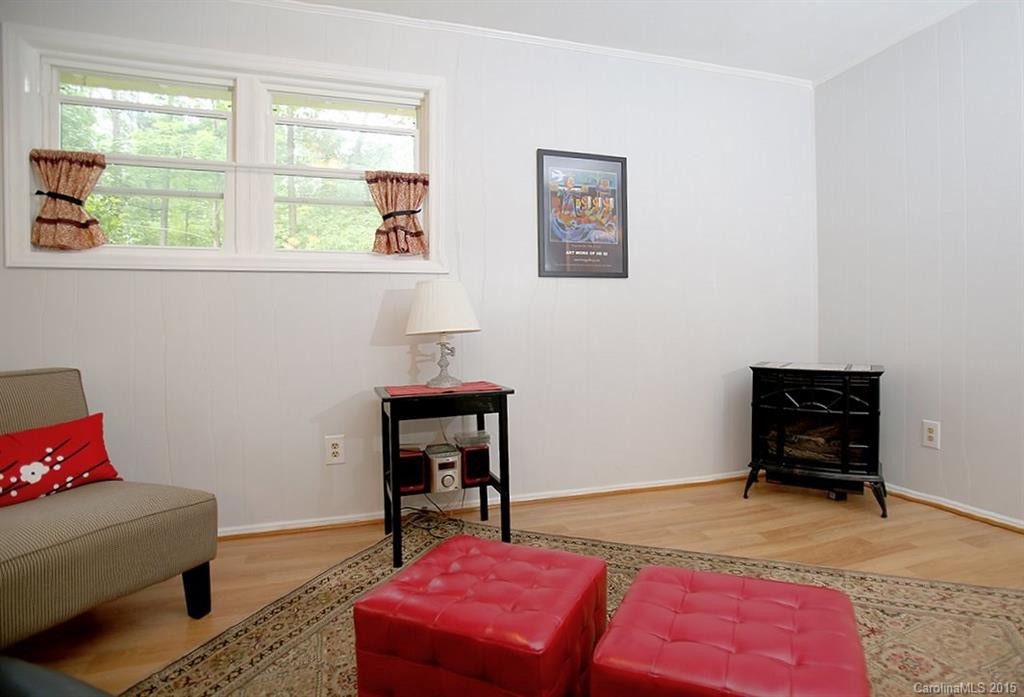 143 Windsong Lane - Photo 2