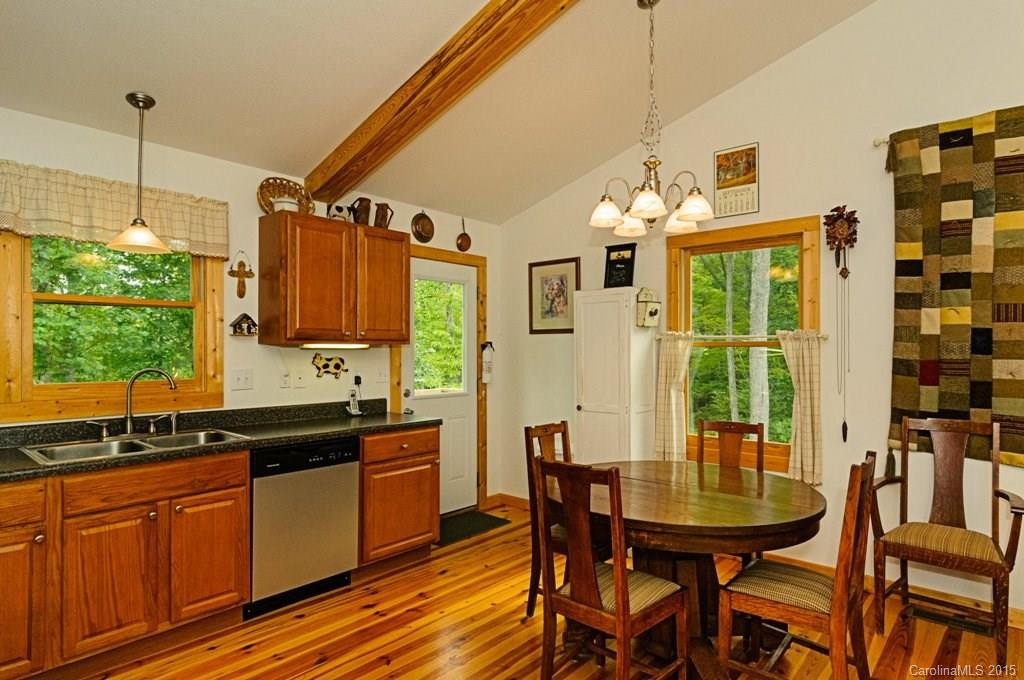 133 Bluebird Terrace - Photo 9