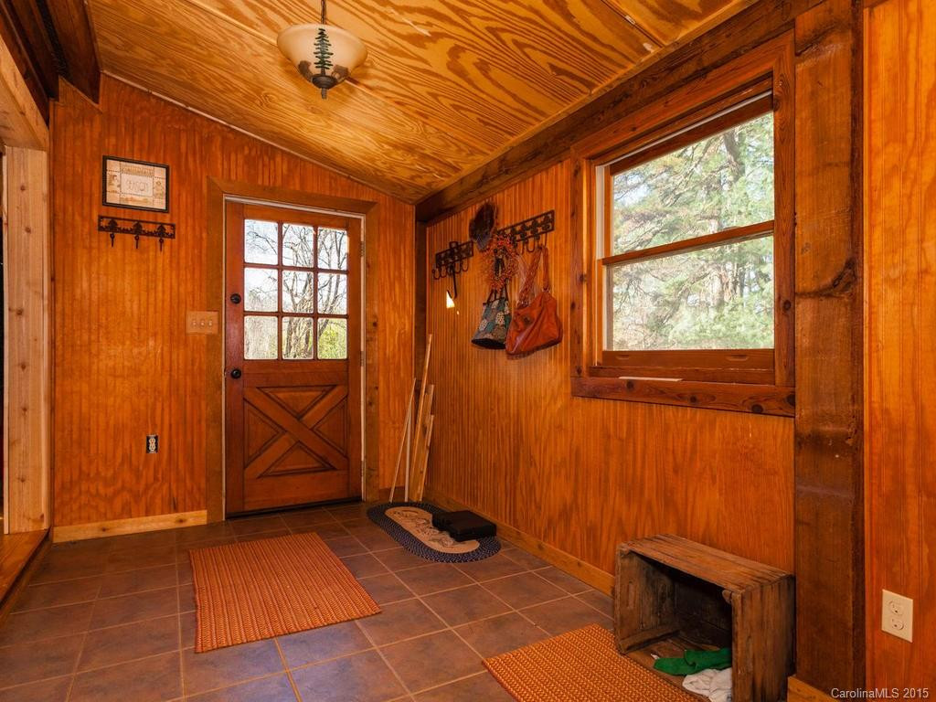 51 Meadow Woods Drive - Photo 13