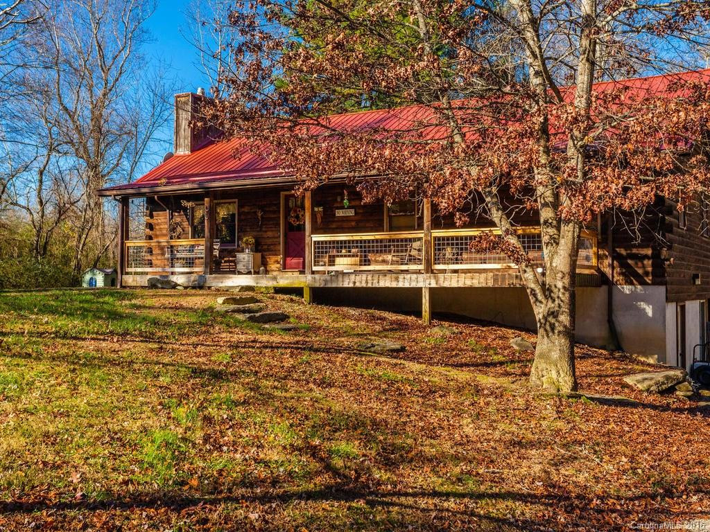 51 Meadow Woods Drive - Photo 3