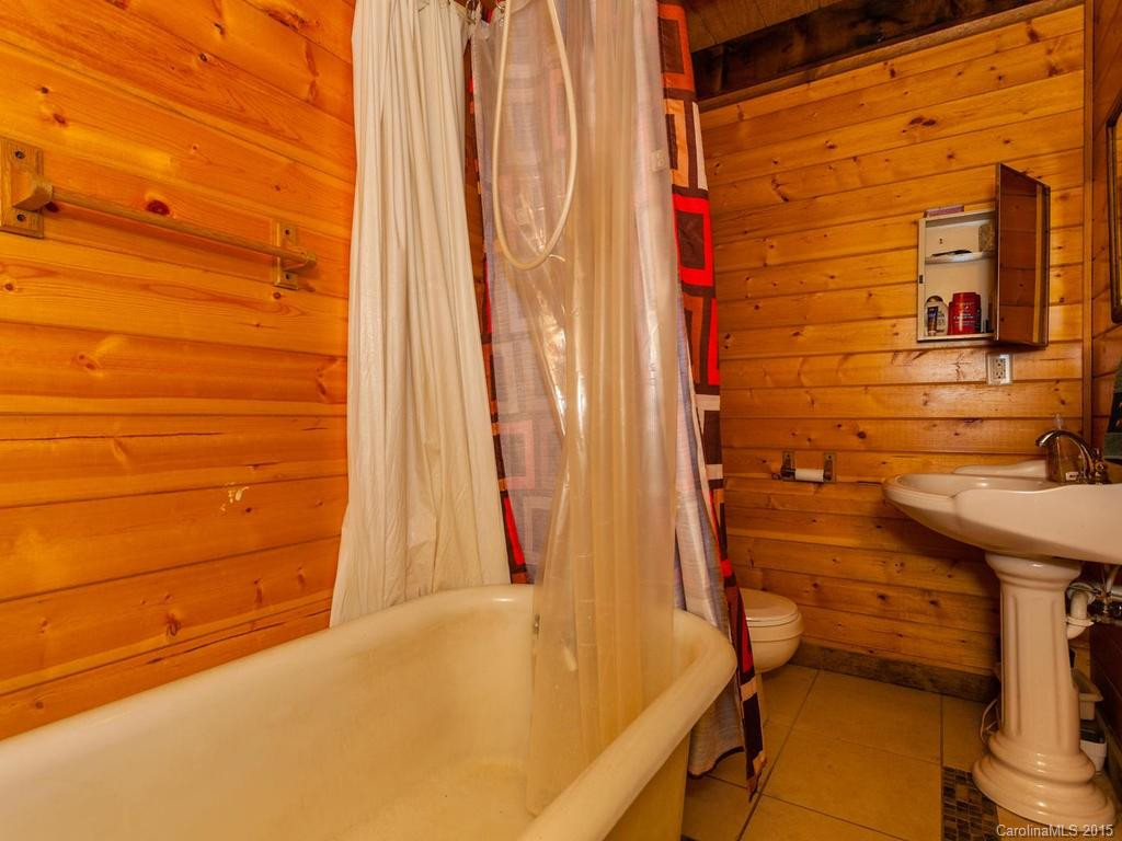 51 Meadow Woods Drive - Photo 22