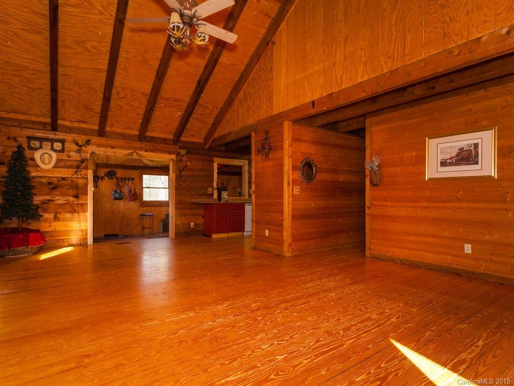 51 Meadow Woods Drive - Photo 8