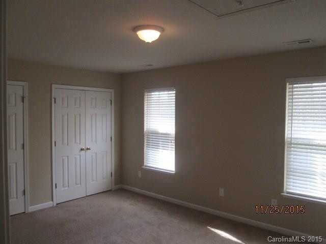 35 Birkshire Way #13 - Photo 14