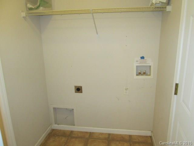 35 Birkshire Way #13 - Photo 15