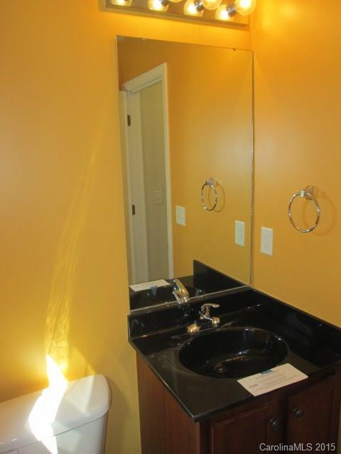 35 Birkshire Way #13 - Photo 16