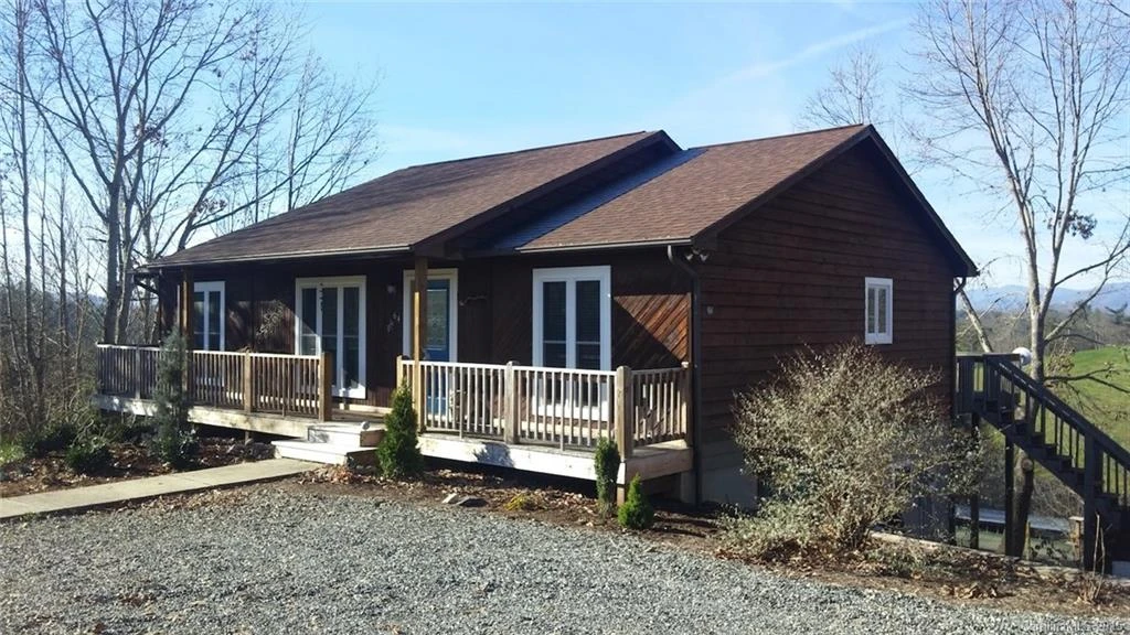 64 Serenity on the Ivy Road