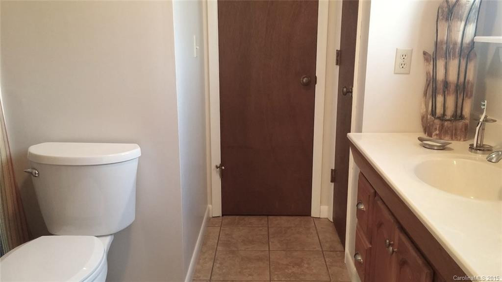 64 Serenity on the Ivy Road - Photo 12