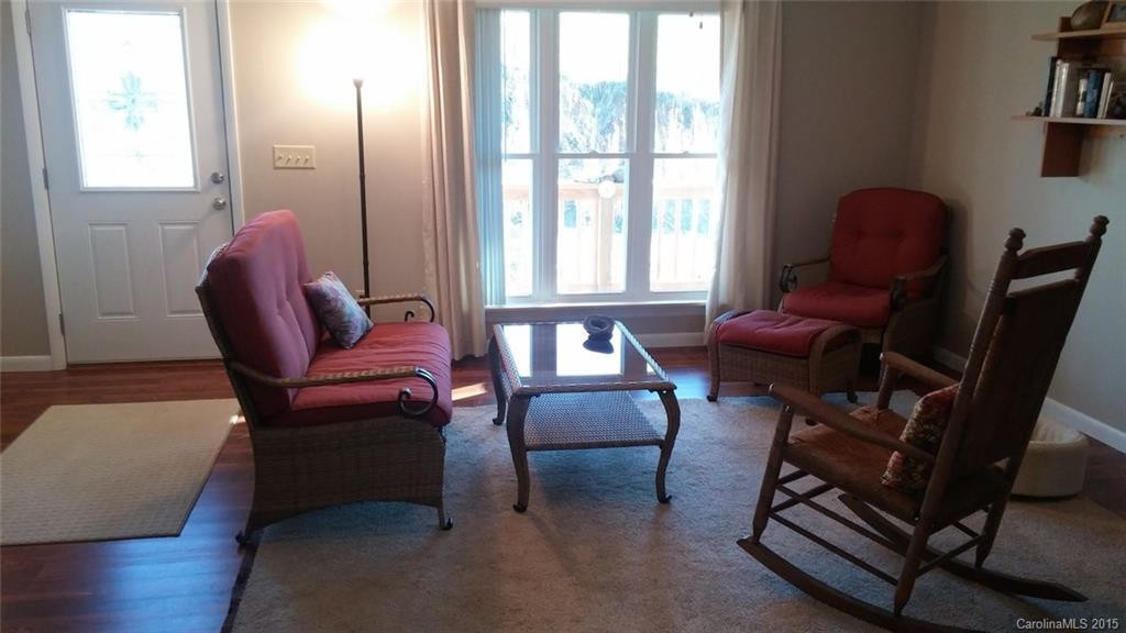 64 Serenity on the Ivy Road - Photo 5