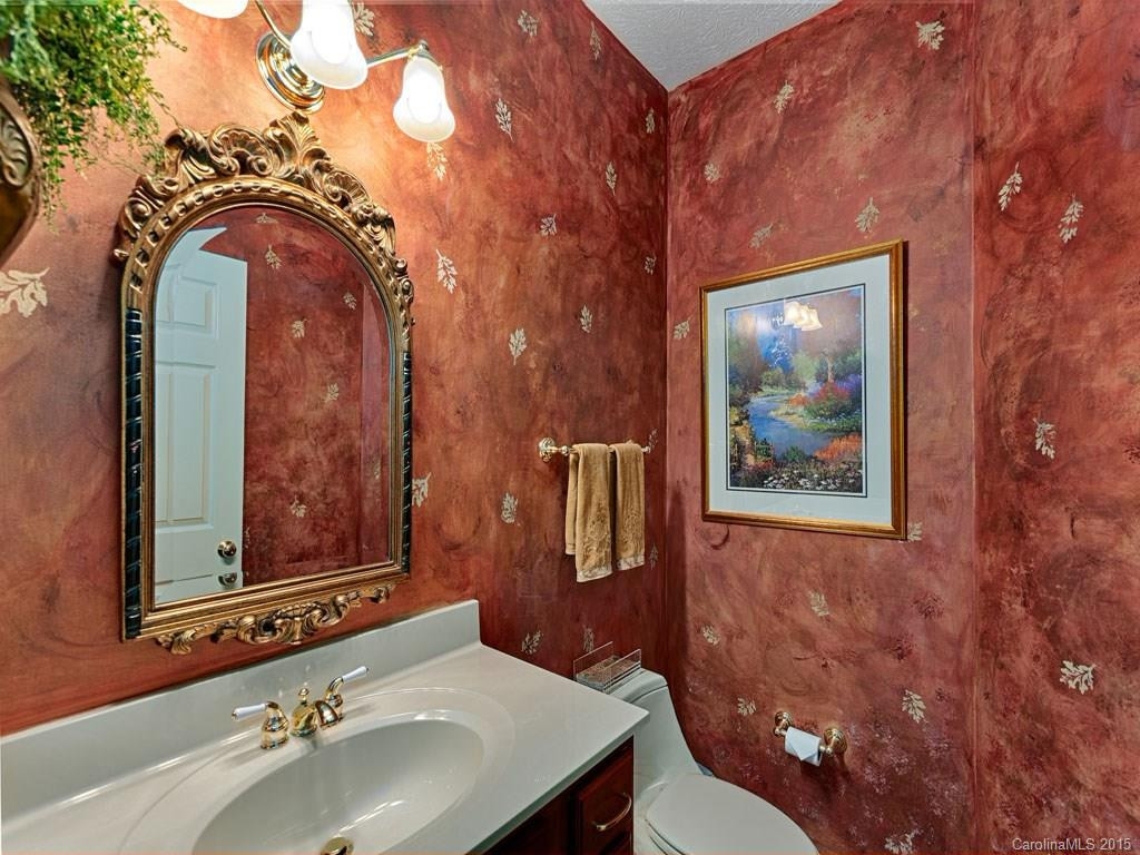 112 Greenleaf Drive - Photo 16