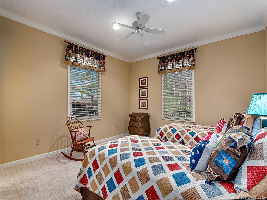 112 Greenleaf Drive - Photo 21