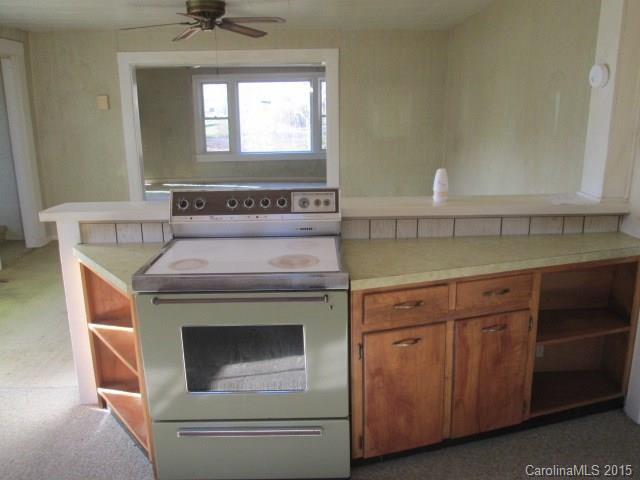 1700 Queentown Road - Photo 12