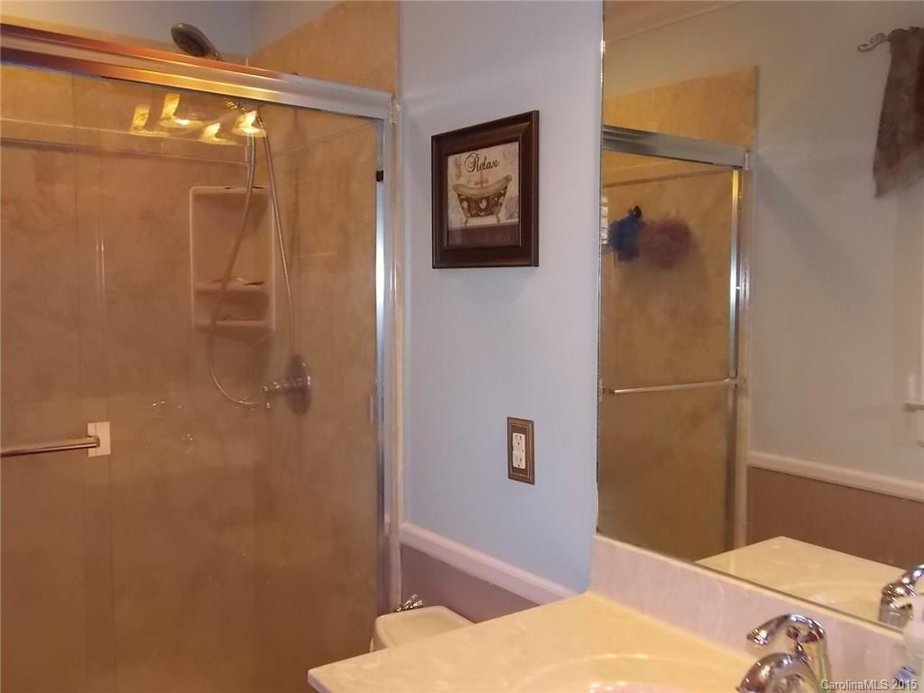 750 Forest Hill Drive - Photo 9
