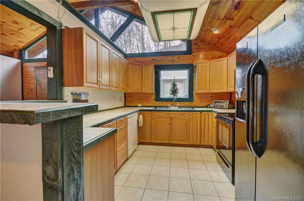 196 Friar Tuck Lane - Photo 4