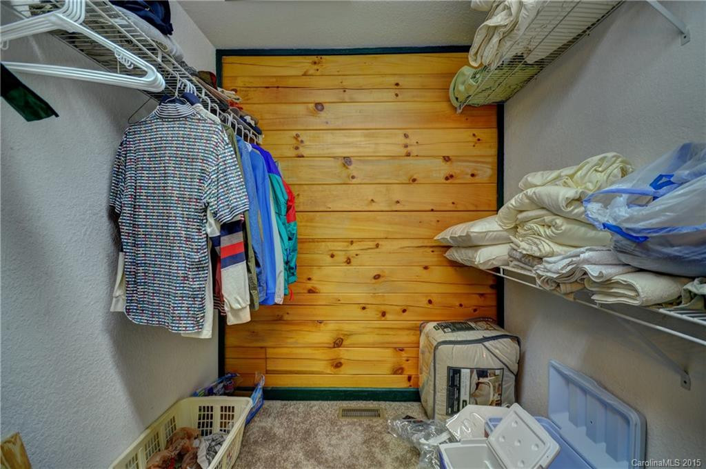 196 Friar Tuck Lane - Photo 9