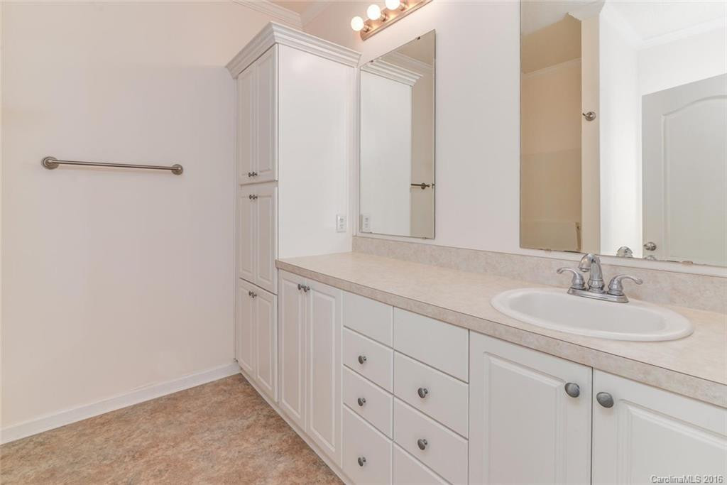 48 Hannah Drive - Photo 15