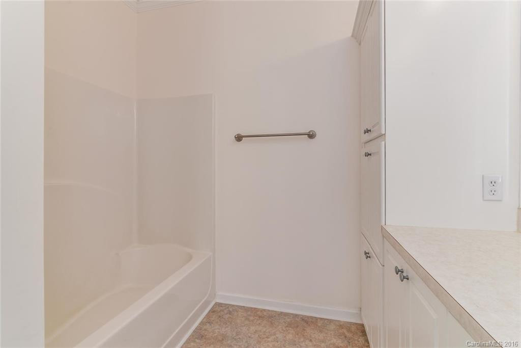 48 Hannah Drive - Photo 16