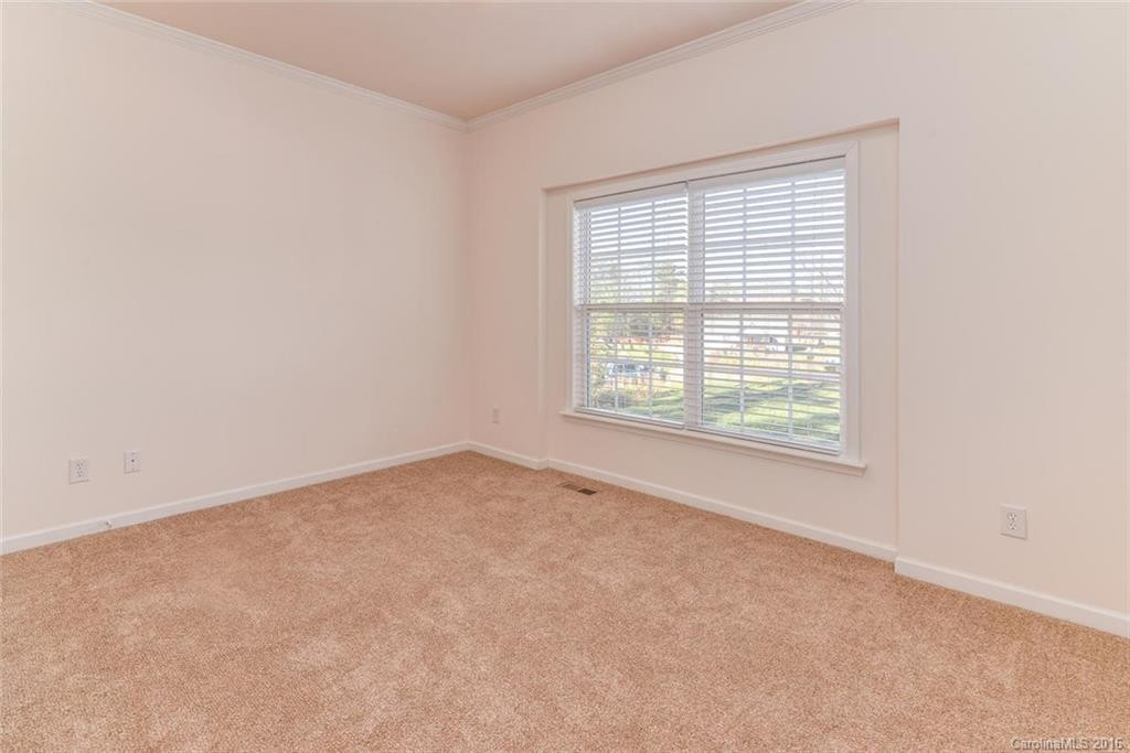 48 Hannah Drive - Photo 17