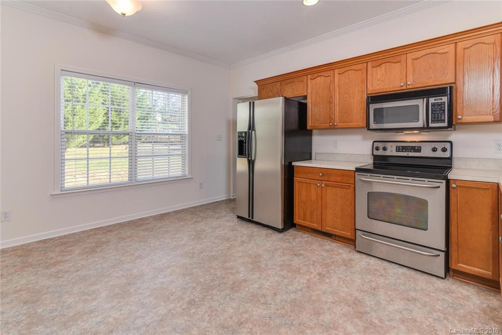 48 Hannah Drive - Photo 6