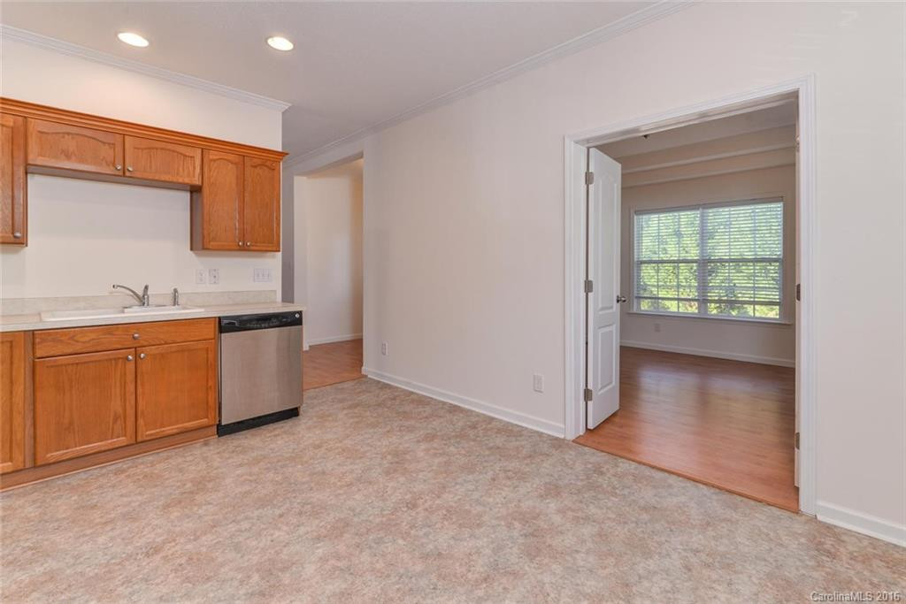 48 Hannah Drive - Photo 9