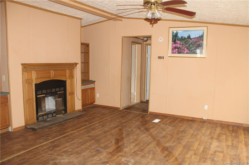 110 Estrine Drive - Photo 3