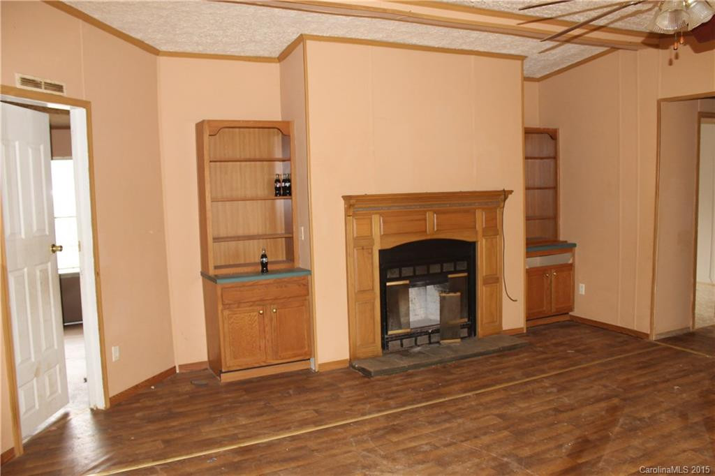 110 Estrine Drive - Photo 4