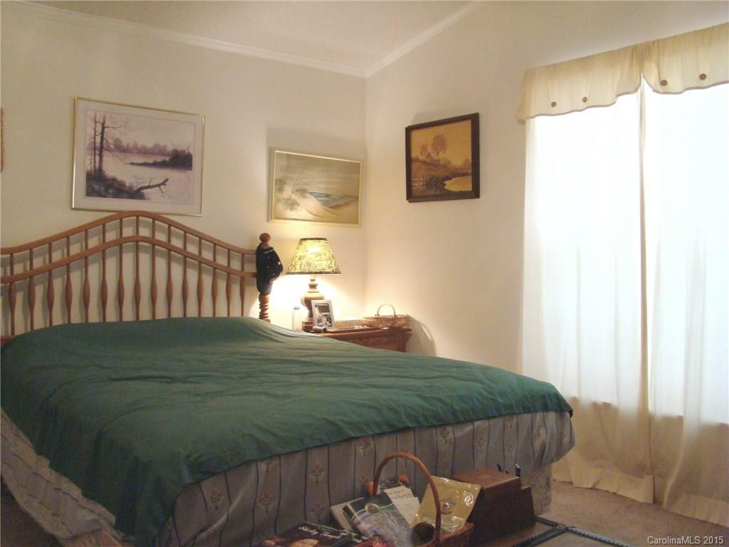127 Mountainview Road - Photo 11