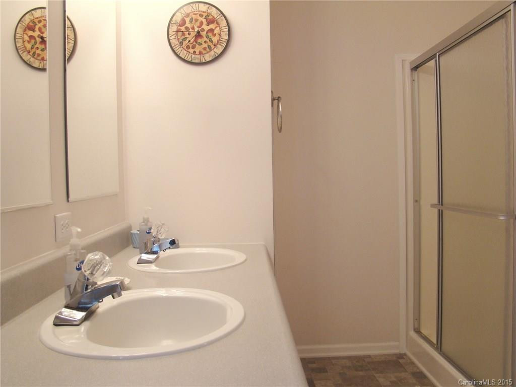 127 Mountainview Road - Photo 6