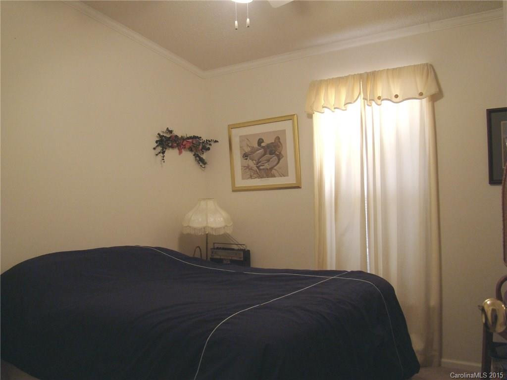 127 Mountainview Road - Photo 10