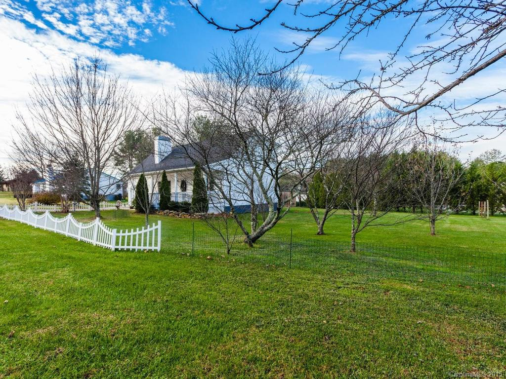 4 Apple Blossom Lane - Photo 24