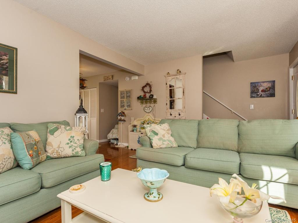 4 Apple Blossom Lane - Photo 4