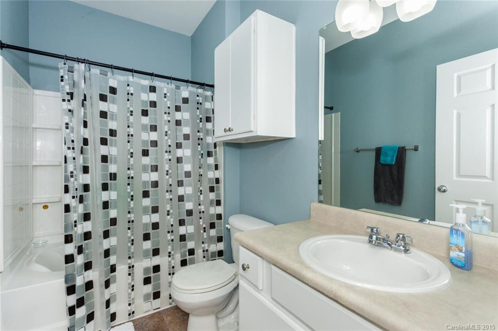 100 Vista Lake Drive #105 - Photo 17