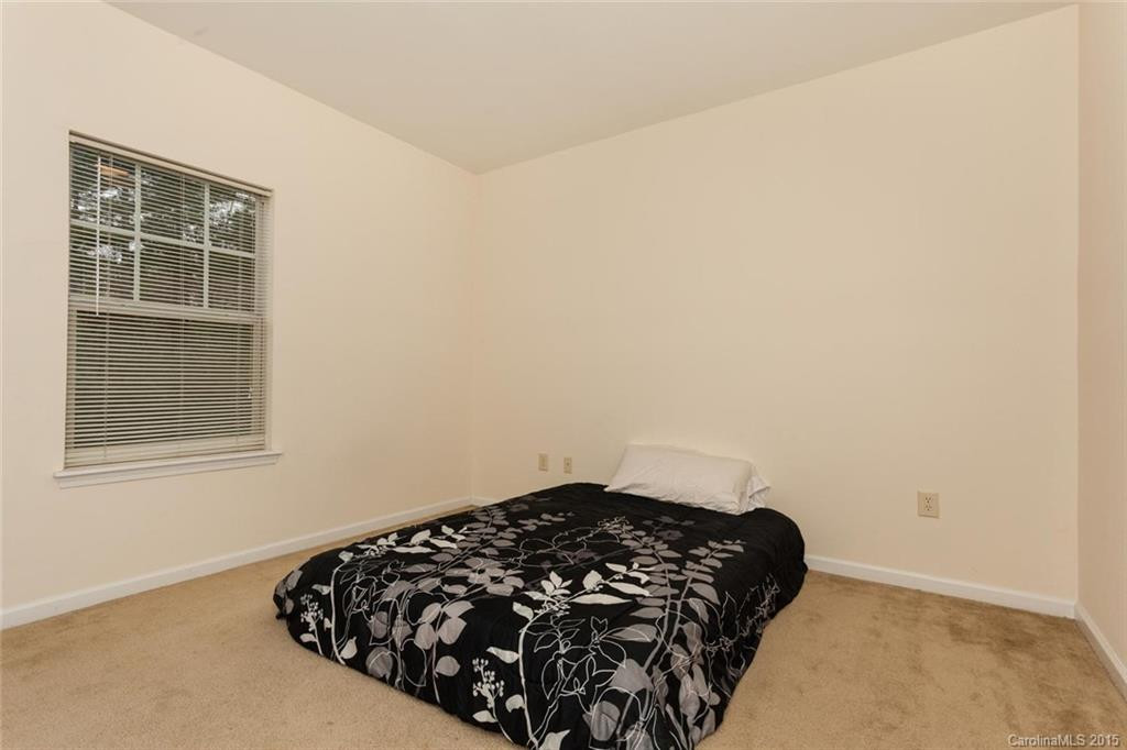 100 Vista Lake Drive #105 - Photo 18