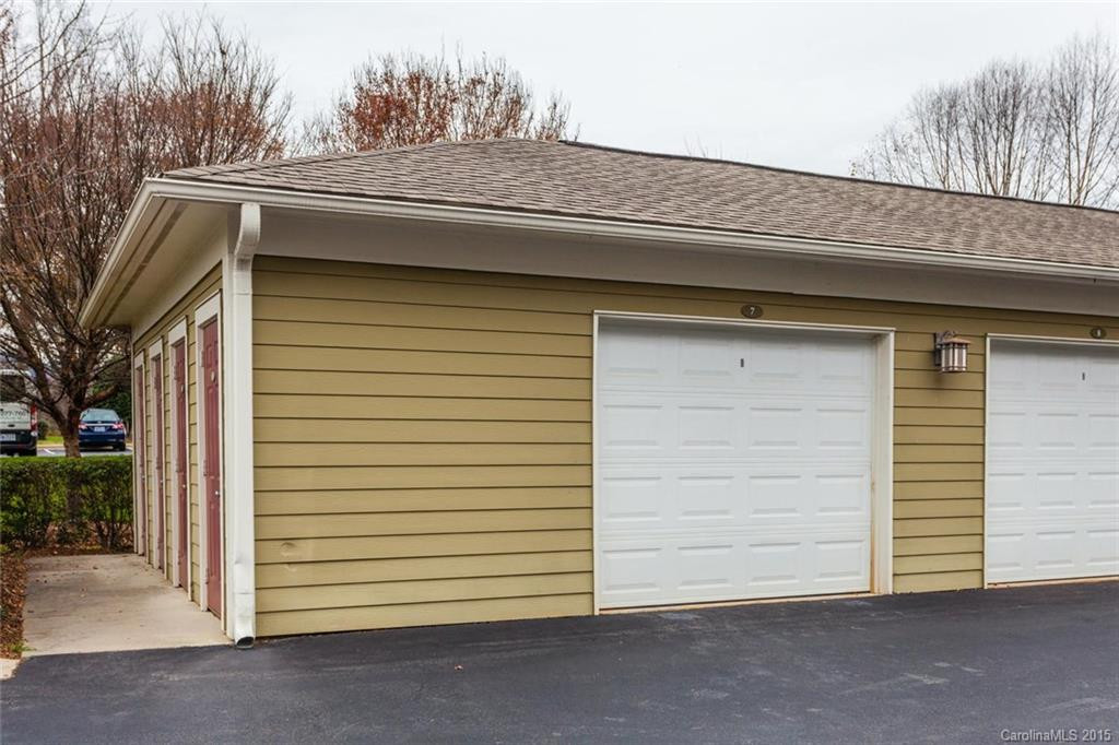 100 Vista Lake Drive #105 - Photo 22