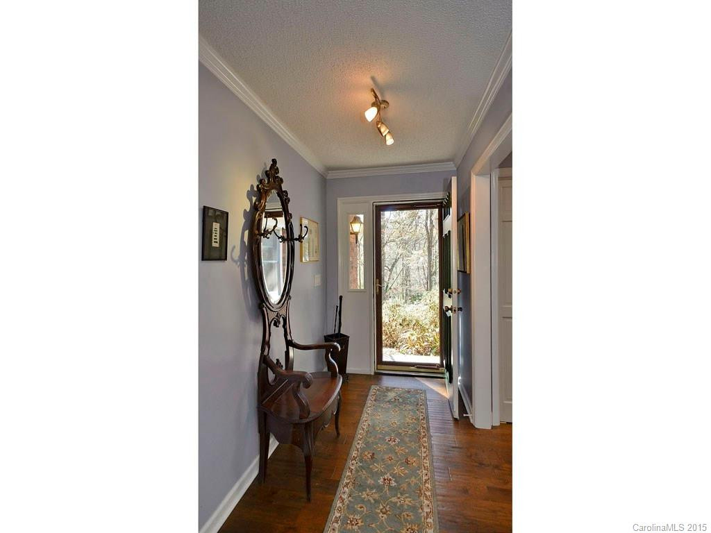 306 Colony Lane - Photo 2