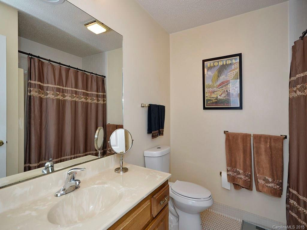 306 Colony Lane - Photo 10