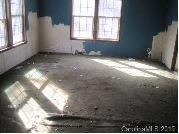 11 Emma Road #13 - Photo 2