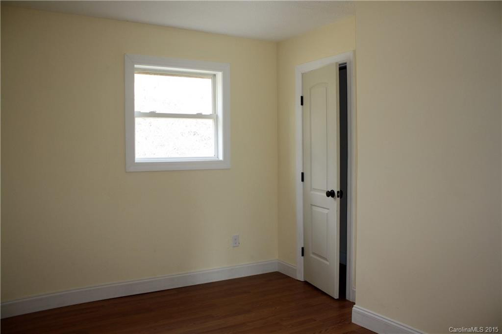 118 Greenfield Drive - Photo 14