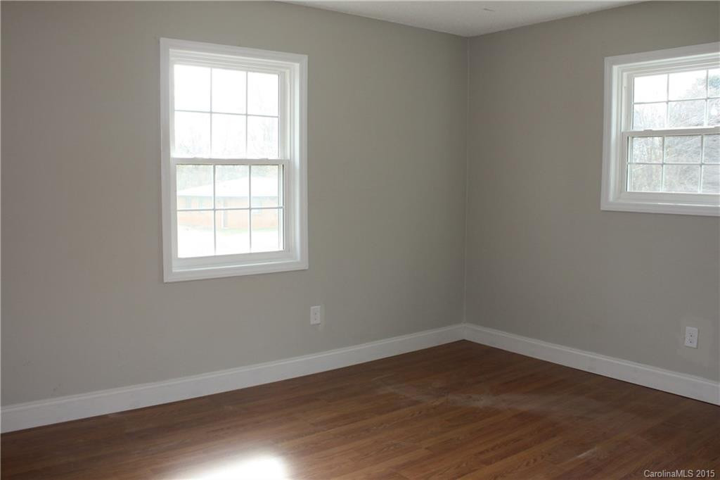 118 Greenfield Drive - Photo 16