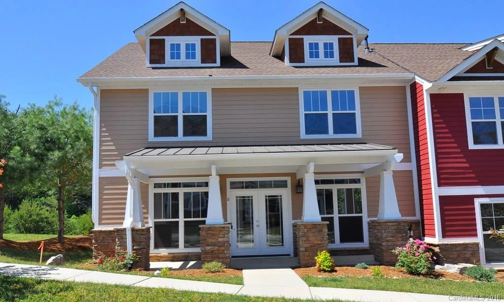8 Walnut Springs Drive #2A