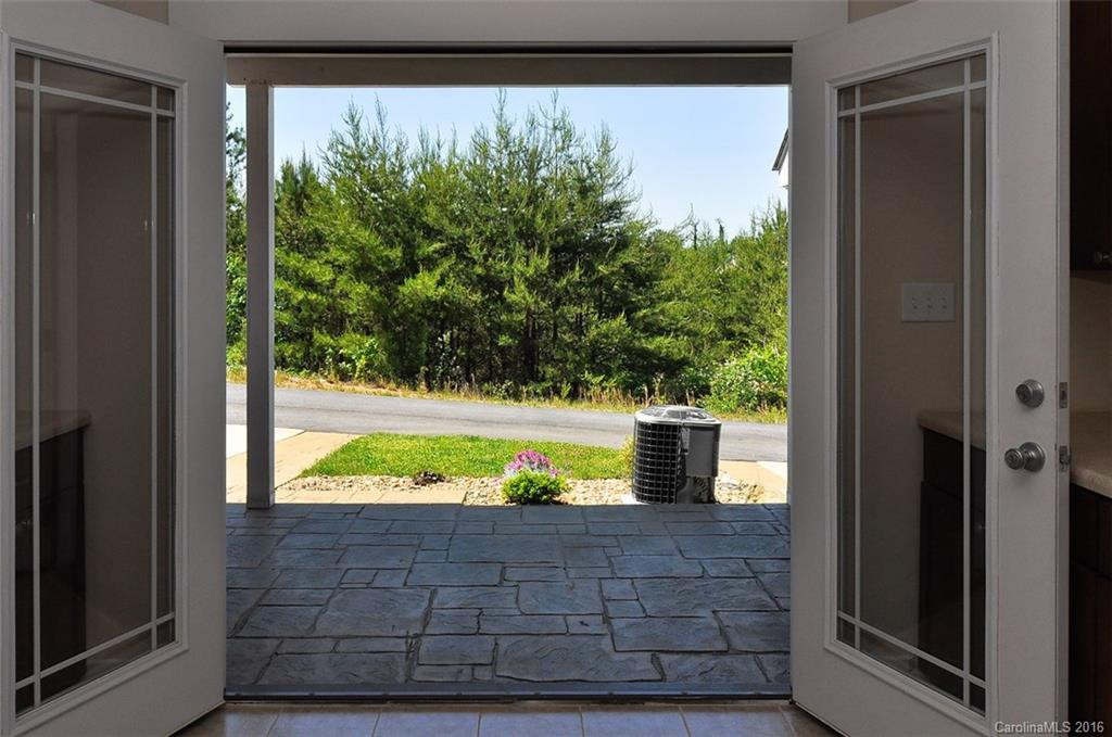 10 Walnut Springs Drive #2B - Photo 14