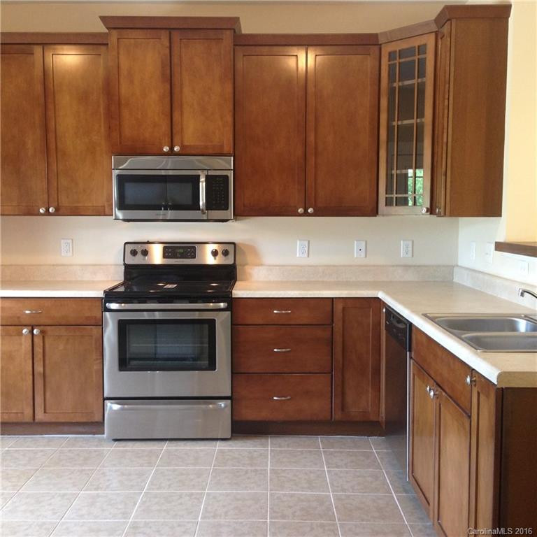 10 Walnut Springs Drive #2B - Photo 6