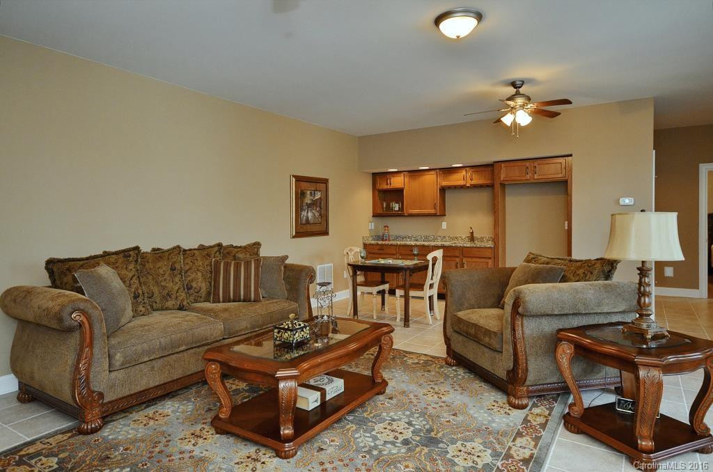 25 Linden Turn - Photo 15