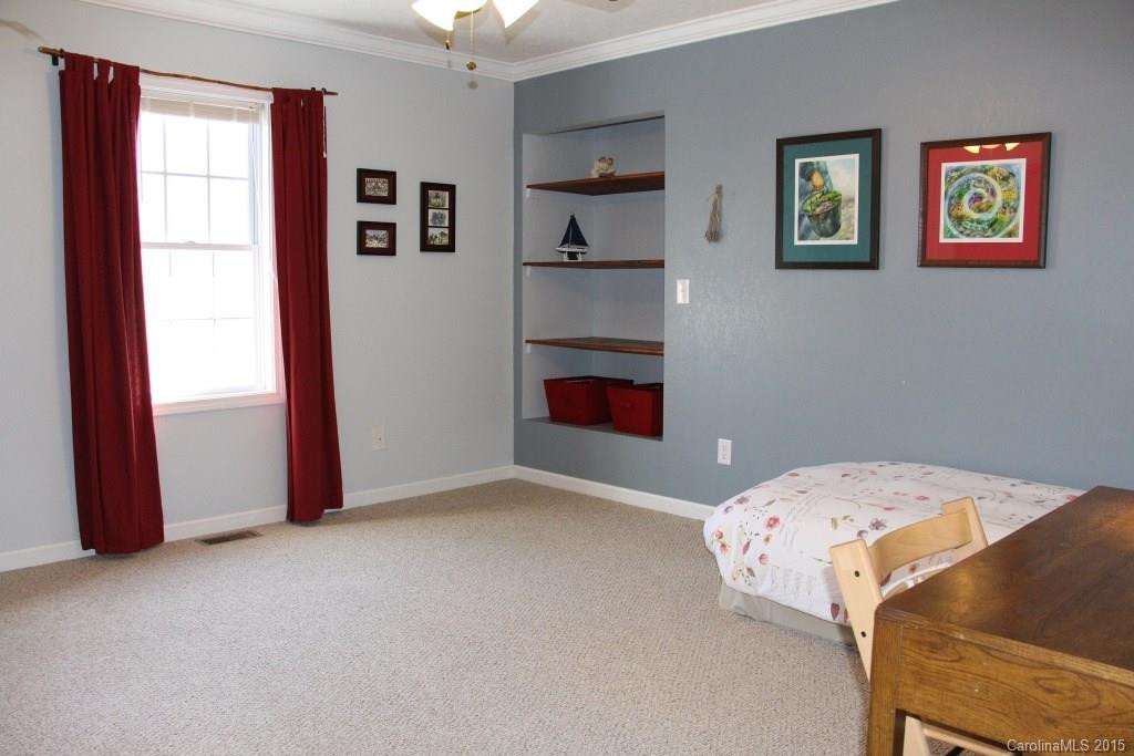 206 Springwood Drive - Photo 15