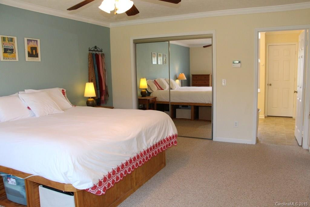 206 Springwood Drive - Photo 10