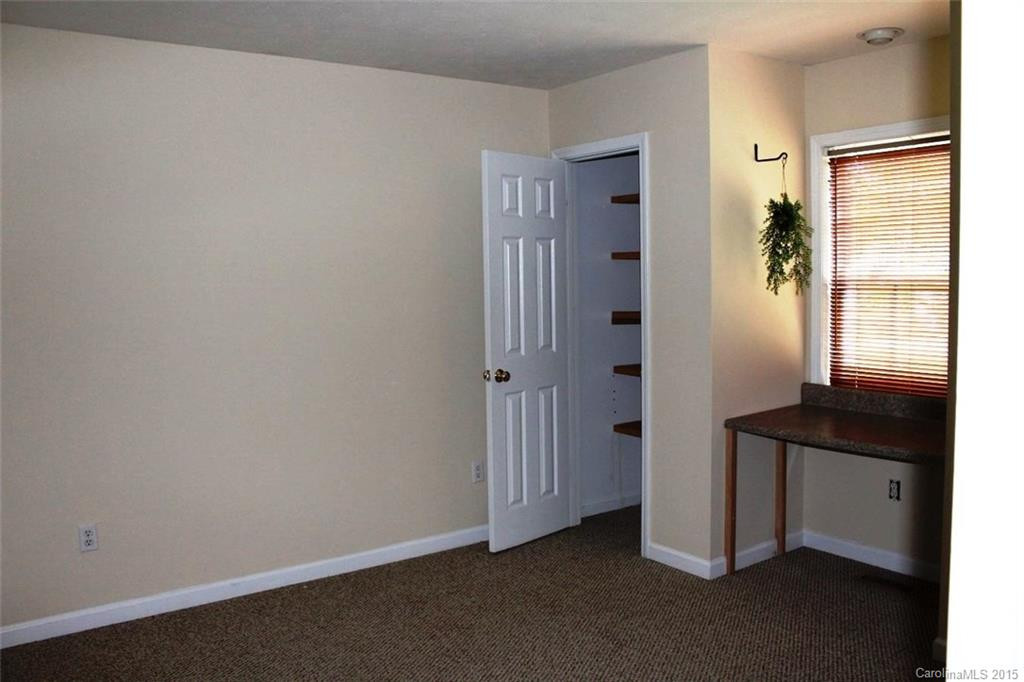 27 Hillside Drive - Photo 5