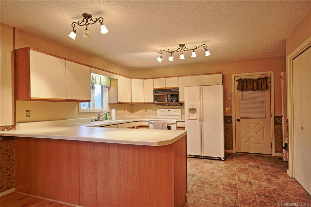 86 Roberts Ridge Drive #07 - Photo 2