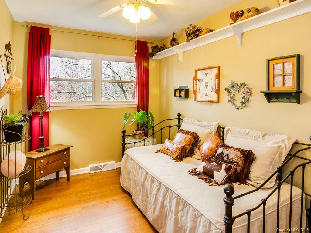 419 Rowland Road - Photo 10