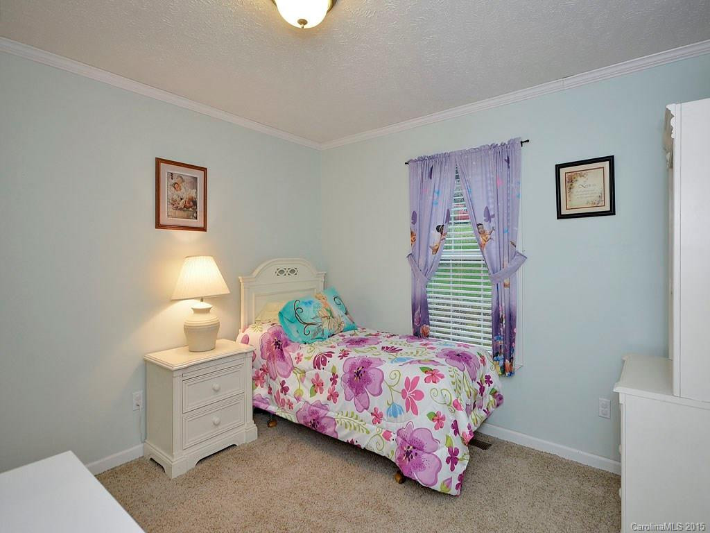 481 Katie Drive - Photo 6