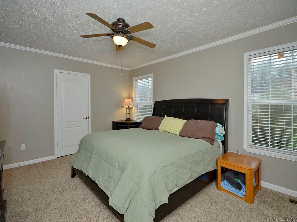 481 Katie Drive - Photo 9