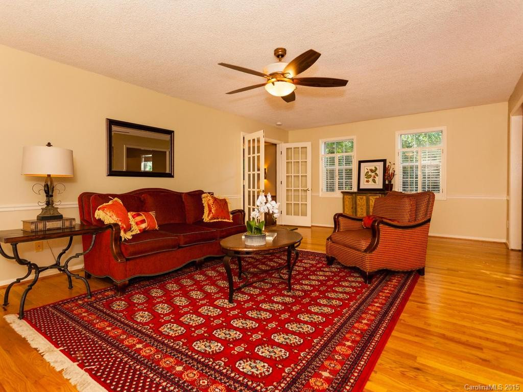 10 Hunters Lane - Photo 2